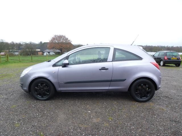 2006 VAUXHALL CORSA 1.2 LIFE CDTI 3d image 2