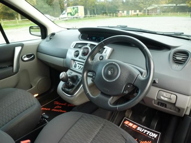 2007 RENAULT GRAND SCENIC 1.6 5d image 4