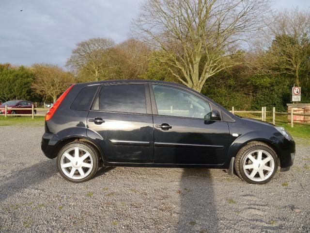 2007 FORD FIESTA 1.4 ZETEC image 2