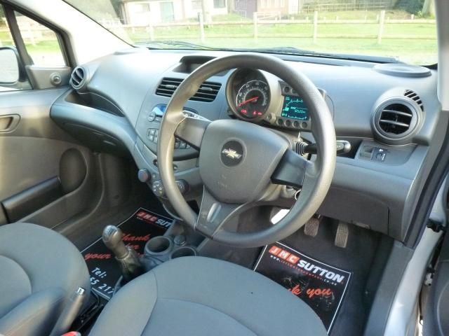 201 CHEVROLET SPARK 1.0 PLUS 5d image 4