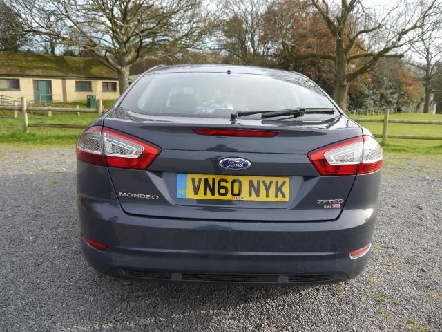 2010 FORD MONDEO 2.0 ZETEC TDCI 5d image 3