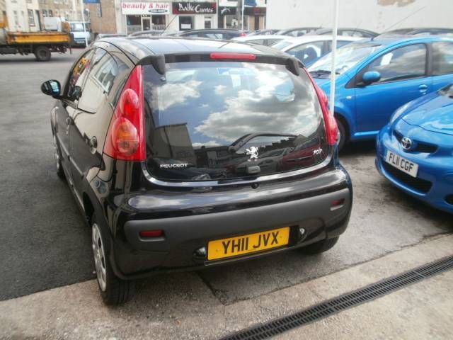 2011 PEUGEOT 107 1.0 Urban image 3
