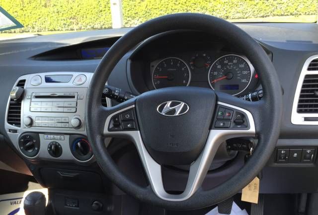 2011 HYUNDAI I20 1.4 Comfort image 4