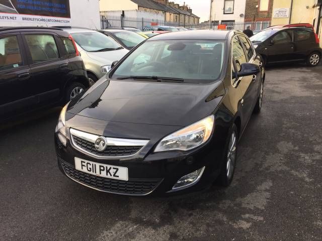 2011 VAUXHALL ASTRA 1.6i 16V SE image 1