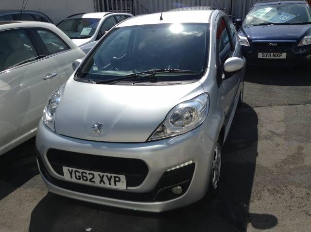 2012 PEUGEOT 107 1.0 Allure image 1