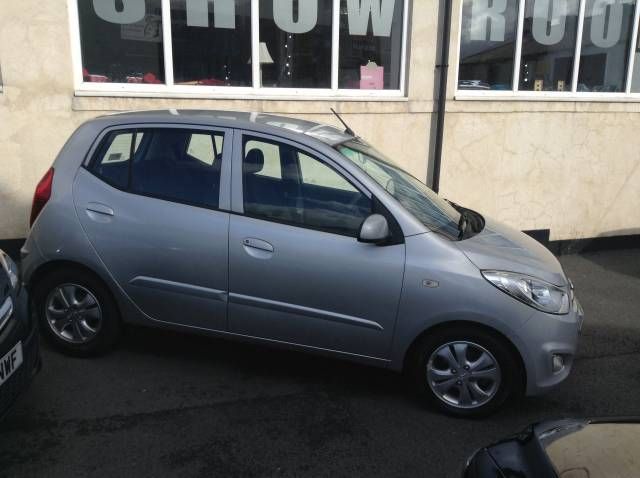 2011 HYUNDAI I10 1.2 Active image 2