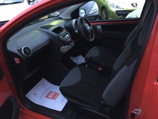 2012 CITROEN C1 1.0i VT image 4