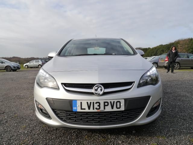 2013 VAUXHALL ASTRA 1.4 ENERGY 5d image 1