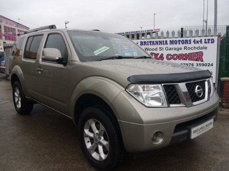 2009 Nissan Pathfinder image 1