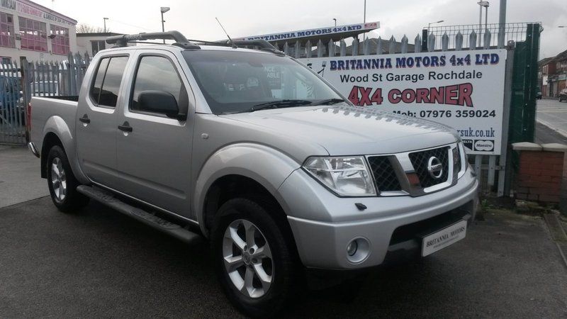 2006 Nissan Navara DCI Aventura 4x4 image 1