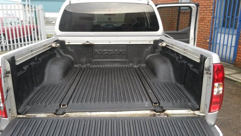 2006 Nissan Navara DCI Aventura 4x4 image 3