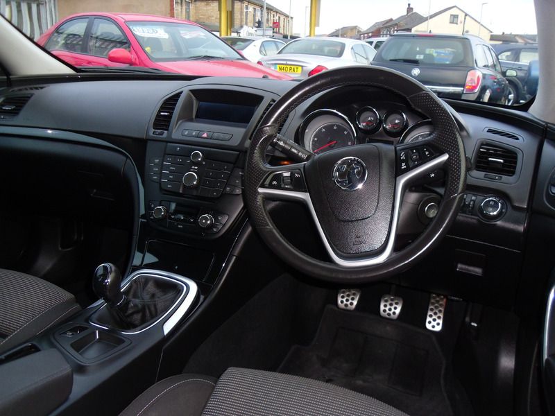 2010 Vauxhall Insignia SRI Cdti image 4