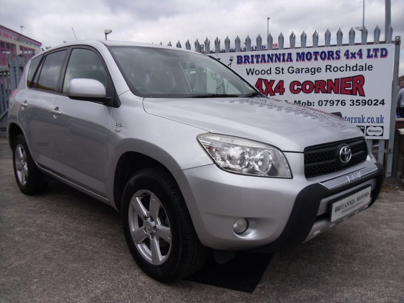2007 Toyota RAV4 Xt-r D-4D image 1