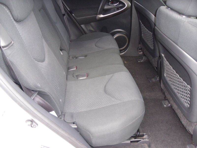 2007 Toyota RAV4 Xt-r D-4D image 5