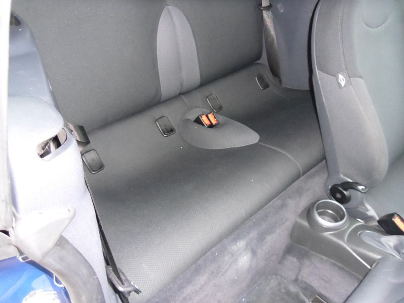 2007 MINI Convertible Cooper image 5