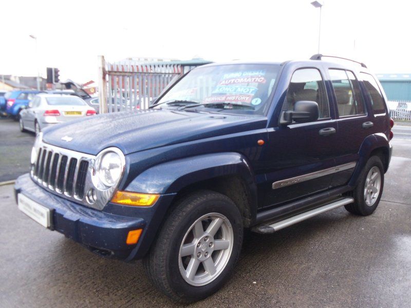 2005 Jeep Cherokee Limited CRD image 2