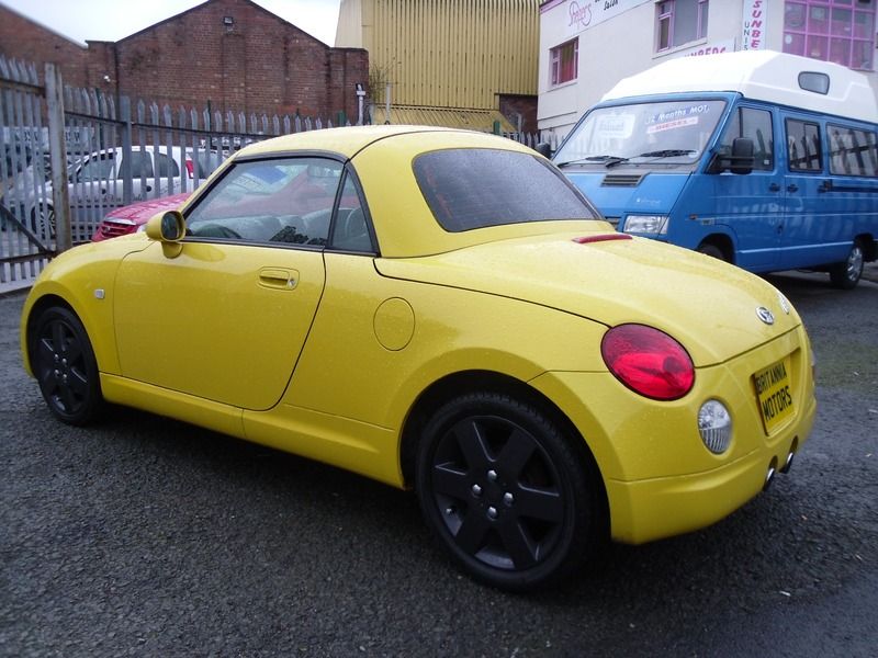 2006 Daihatsu Copen convertible image 3