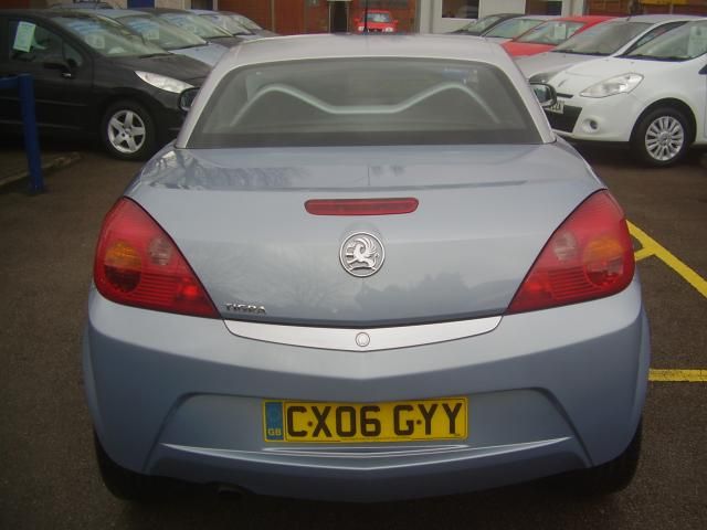 2006 VAUXHALL TIGRA 1.4 2d image 3