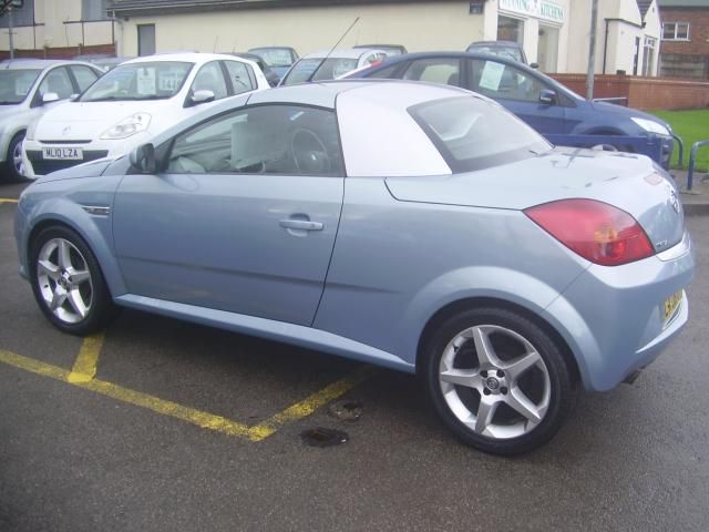2006 VAUXHALL TIGRA 1.4 2d image 4