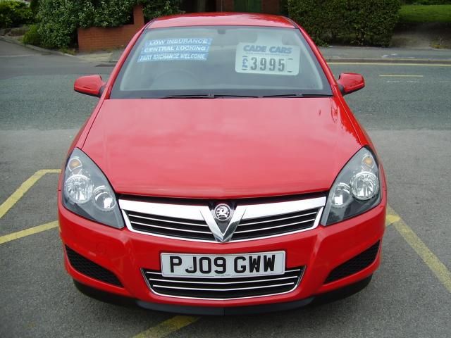 2009 VAUXHALL ASTRA 1.6 LIFE 5d image 2