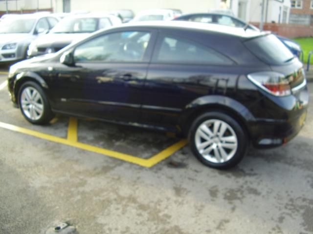 2009 VAUXHALL ASTRA 1.4 SXI 16V 3d image 4