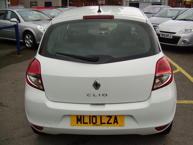 2010 RENAULT CLIO 1.1 I-MUSIC 16V 5d image 3