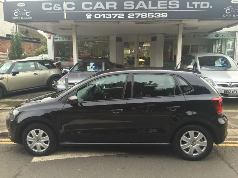 2011 Volkswagen Polo S Ac 5dr image 2