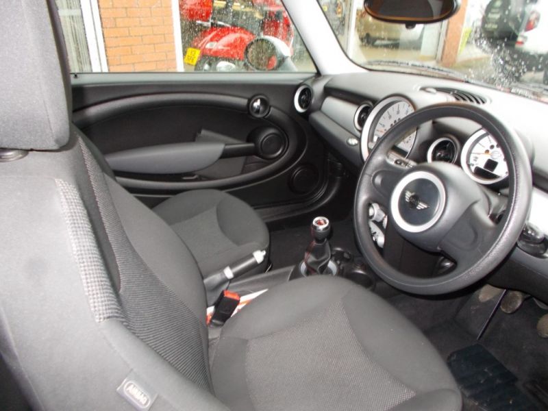 2007 Mini Hatch Cooper 3dr image 5
