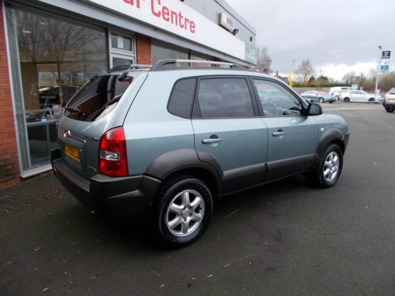 2005 Hyundai Tucson CDX Crtd 4wd image 3