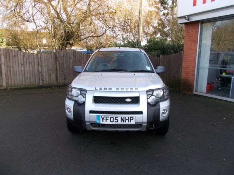 2005 Land-Rover Freelander XEi Station Wagon image 2