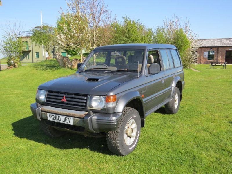 1996 Mitsubishi Shogun 2.8 gls automatic lwb image 1