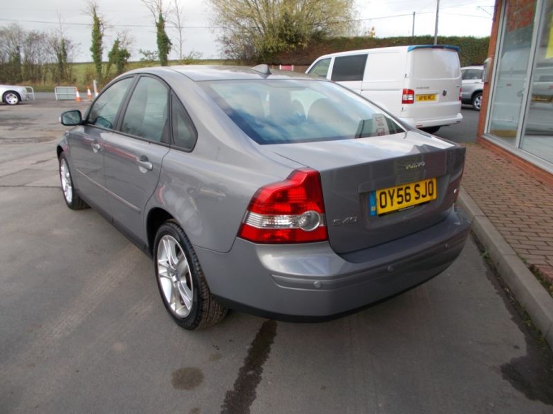 2006 Volvo S40 SE image 3