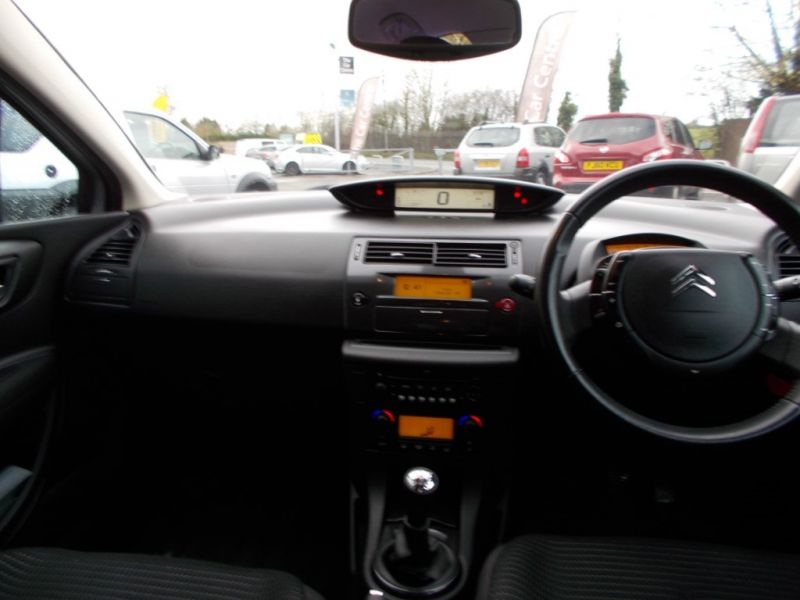 2008 Citroen C4 VTR Plus 16v 5dr image 5