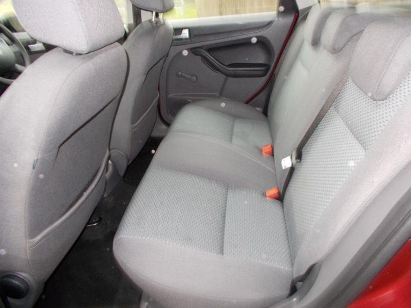 2006 Ford Focus LX Tdci image 5