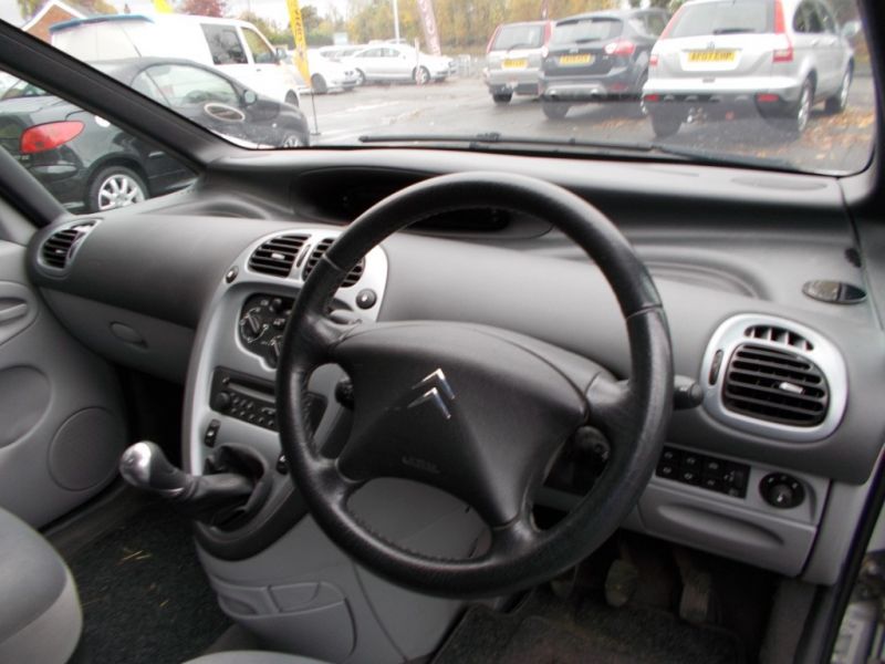 2007 Citroen Xsara Picasso Vtx 16v image 4