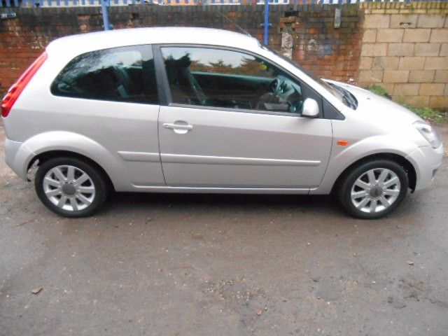 2007 Ford Fiesta 1.4 3d image 2