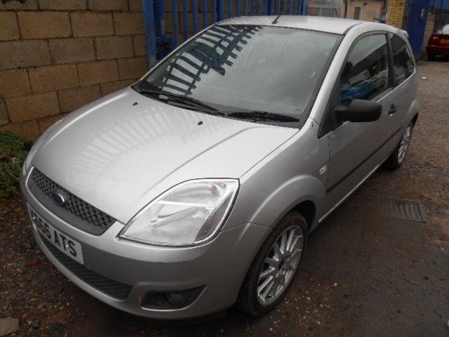 2005 Ford Fiesta 1.6 Zetec S 3d image 1