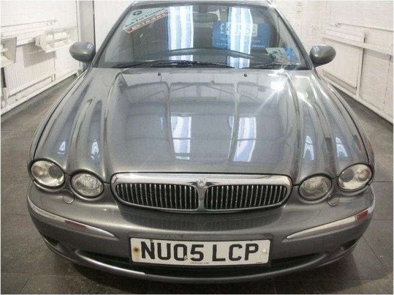 2005 Jaguar X-Type SE image 3