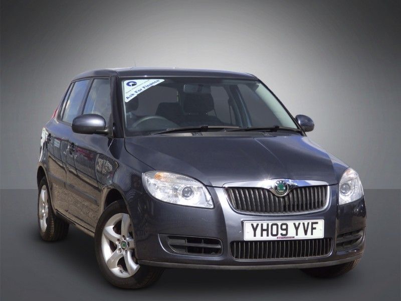 2009 Skoda Fabia 1.2L 5DR image 1