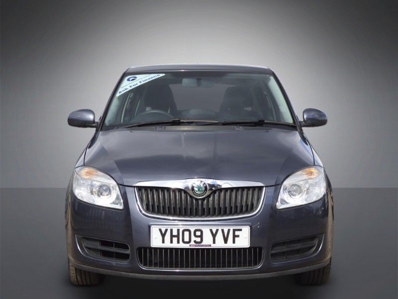 2009 Skoda Fabia 1.2L 5DR image 2