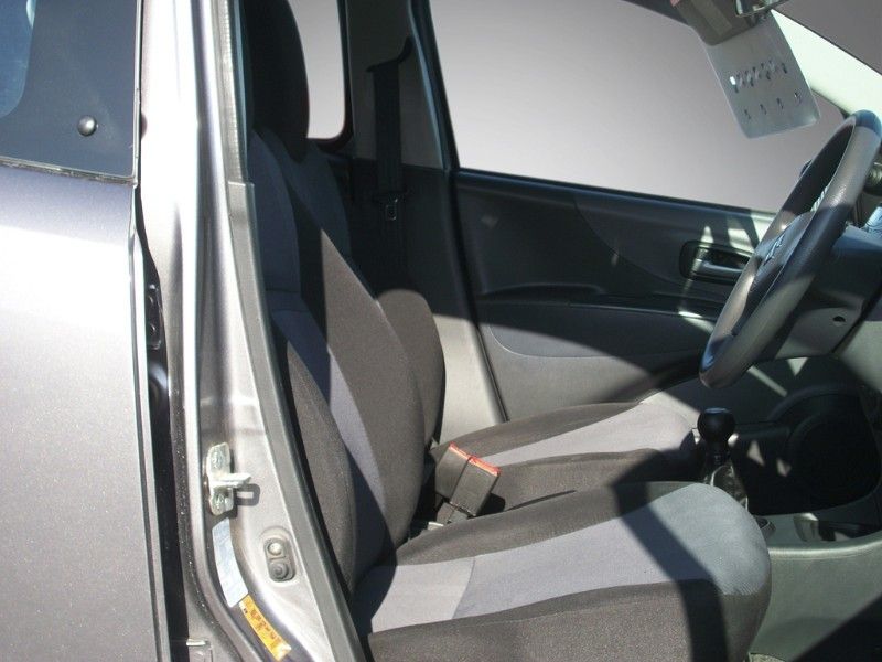 2013 Suzuki Alto Sz 1.0L 5DR image 5