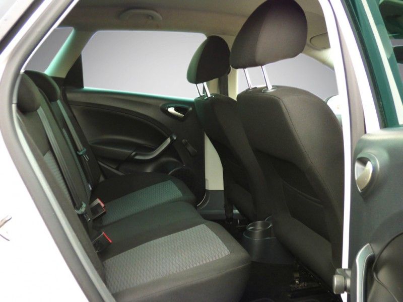 2011 Seat Ibiza Tsi Sportrider 1.2L 5DR image 4