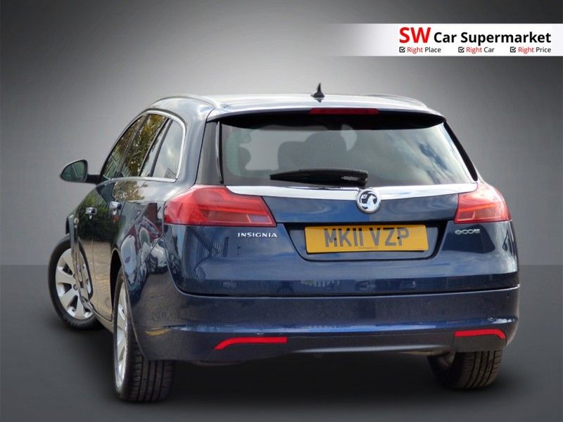 2011 Vauxhall Insignia SE Cdti 2.0L 5DR image 3