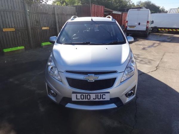 2010 Chevrolet Spark 1.2i LT image 2