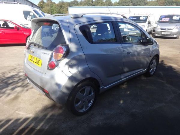 2010 Chevrolet Spark 1.2i LT image 4