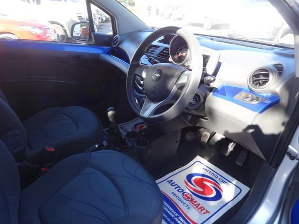 2010 Chevrolet Spark 1.2i LT image 6