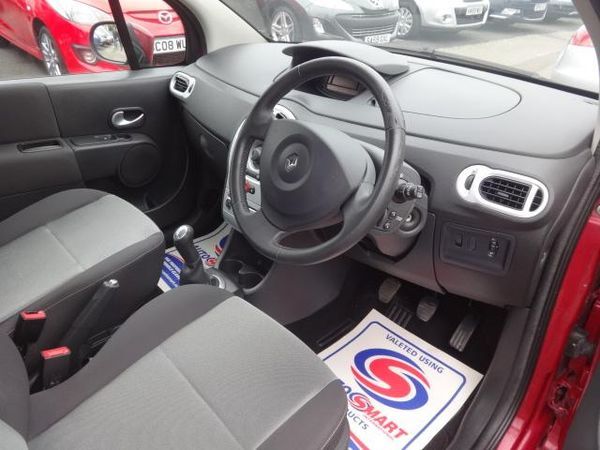 2010 Renault Grand Modus 1.5 dCi image 5