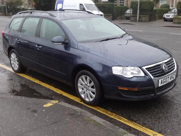 2007 Volkswagen Passat 1.9 S TDI image 1