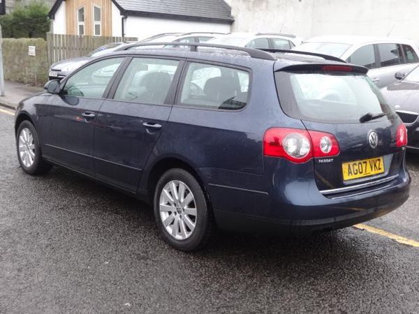2007 Volkswagen Passat 1.9 S TDI image 3
