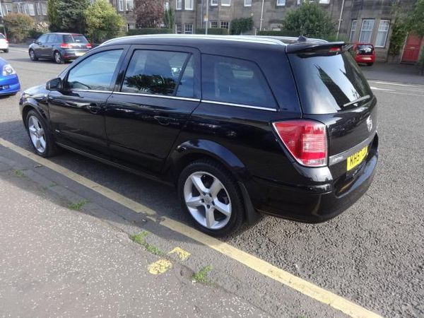 2007 Vauxhall Astra 1.9 CDTi 16V SRi image 3